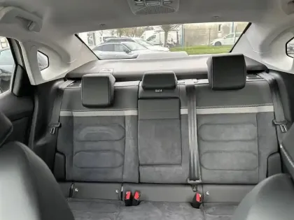 Photo 24 Citroën C4 e- X 156 ch autonomie etendue  Automatique