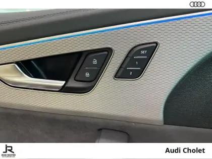 Photo 28 Audi Q8  60 TFSI e 490 Tiptronic 8 quattro