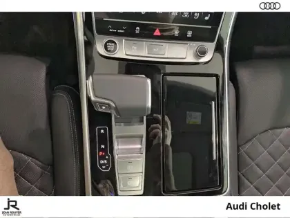 Photo 23 Audi Q8  60 TFSI e 490 Tiptronic 8 quattro