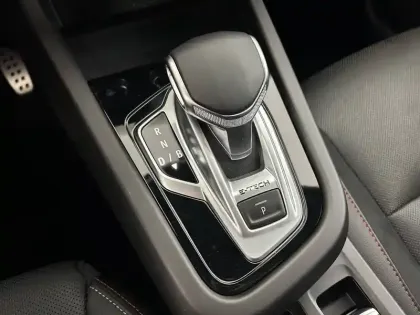 Photo 30 Renault Arkana  E-Tech hybride 145