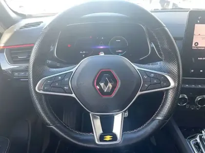 Photo 7 Renault Arkana  E-Tech hybride 145