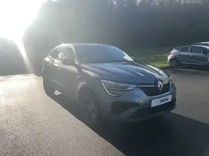 Photo 5 Renault Arkana  E-Tech hybride 145