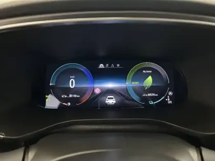 Photo 34 Renault Arkana  E-Tech hybride 145