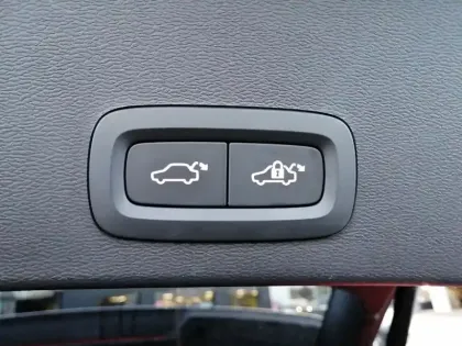 Photo 7 Volvo Xc40  B3 163 ch DCT7