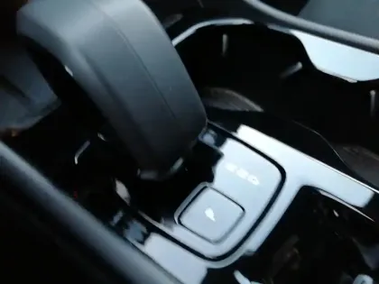 Photo 18 Volvo Xc40  B3 163 ch DCT7