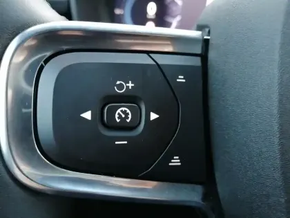 Photo 11 Volvo Xc40  B3 163 ch DCT7