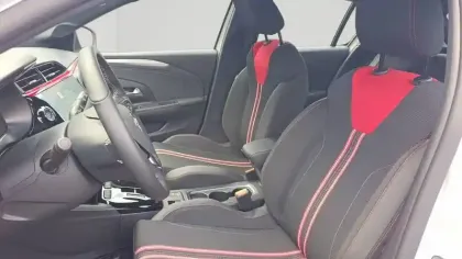 Photo 10 Opel Corsa  Electrique 136 ch & Batterie 50 kWh