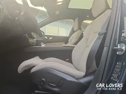 Photo 9 Volvo Xc60  T6 AWD Hybride rechargeable 253 ch+145 ch Geartronic 8