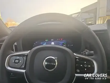 Photo 10 Volvo Xc60  T6 AWD Hybride rechargeable 253 ch+145 ch Geartronic 8