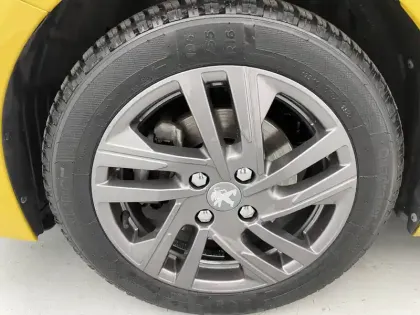 Photo 18 Peugeot 208  PureTech 100 S&S BVM6