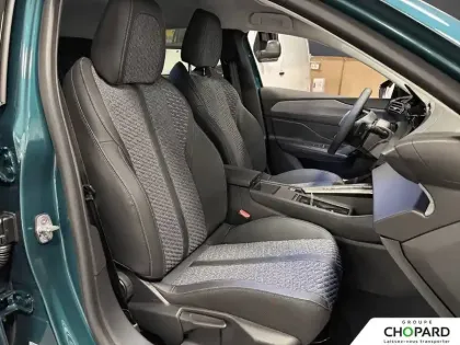 Photo 18 Peugeot 308  Hybrid 145 e-DCS6