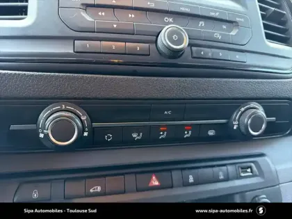 Photo 18 Opel Vivaro  FGN L3 2.0 DIESEL 145 CH PTAC AUGMENTE