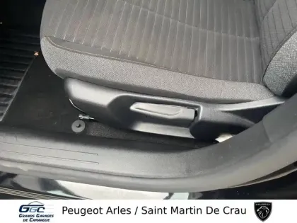 Photo 19 Peugeot 208  BlueHDi 100 S&S BVM6