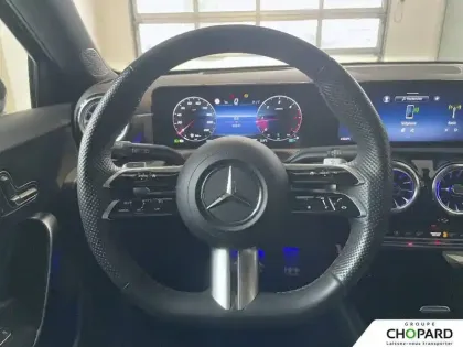 Photo 15 Mercedes Classe A  200 d 8G-DCT