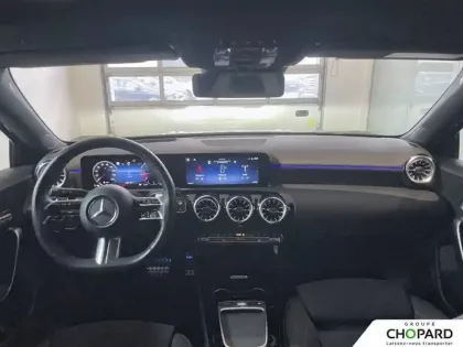 Photo 11 Mercedes Classe A  200 d 8G-DCT