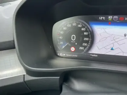 Photo 18 Volvo Xc40  T3 163 ch Geartronic 8