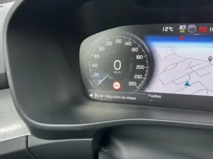 Photo 19 Volvo Xc40  T3 163 ch Geartronic 8