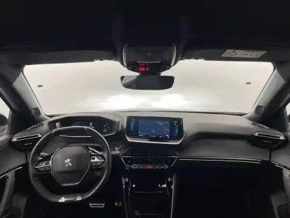 Photo 30 Peugeot 2008  Electrique 136 ch