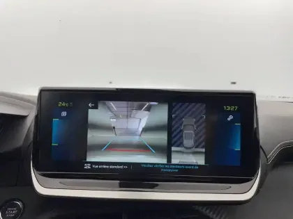 Photo 27 Peugeot 2008  Electrique 136 ch