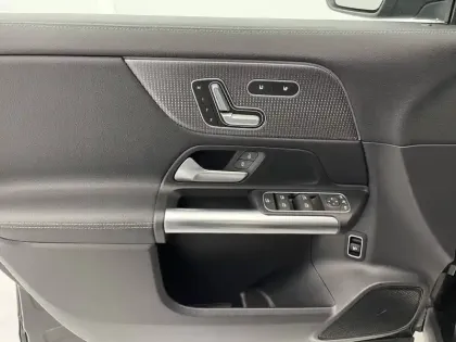 Photo 28 Mercedes EQA  350 4Matic