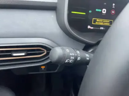 Photo 16 Dacia Jogger  Hybrid 140 7 places GSR2