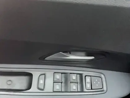 Photo 10 Dacia Jogger  Hybrid 140 7 places GSR2