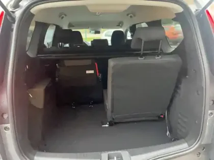 Photo 17 Dacia Jogger  Hybrid 140 7 places GSR2