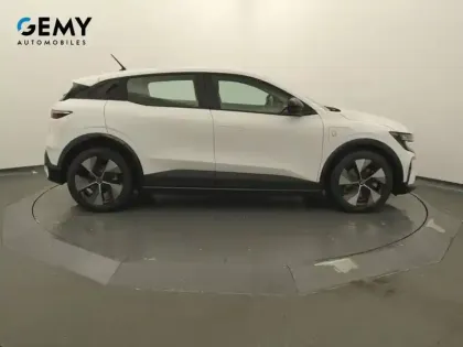 Photo 4 Renault Megane  E-Tech EV40 130ch boost charge