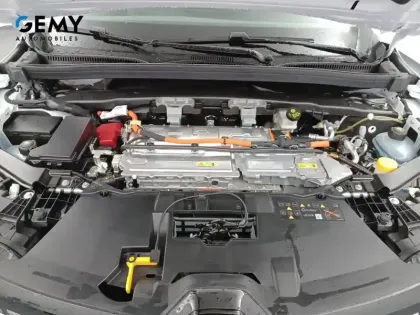 Photo 11 Renault Megane  E-Tech EV40 130ch boost charge