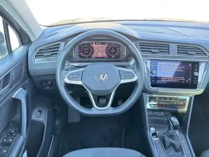 Photo 11 Volkswagen Tiguan  2.0 TDI 150ch DSG7