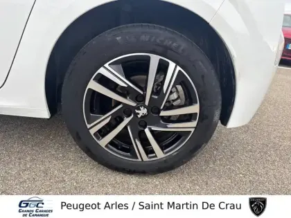 Photo 31 Peugeot 208  PureTech 100 S&S EAT8