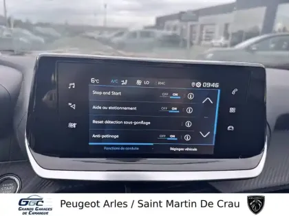 Photo 57 Peugeot 208  PureTech 100 S&S EAT8