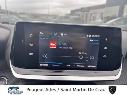 Photo 53 Peugeot 208  PureTech 100 S&S EAT8