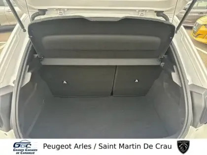 Photo 46 Peugeot 208  PureTech 100 S&S EAT8