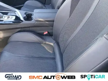 Photo 8 Peugeot 3008  Hybrid 225 e-EAT8