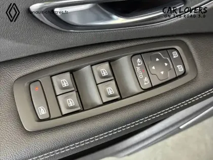 Photo 16 Renault Scenic Grand  TCe 140 FAP - 21