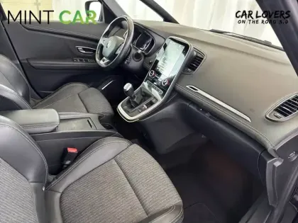 Photo 23 Renault Grand Scenic  TCe 140 FAP - 21