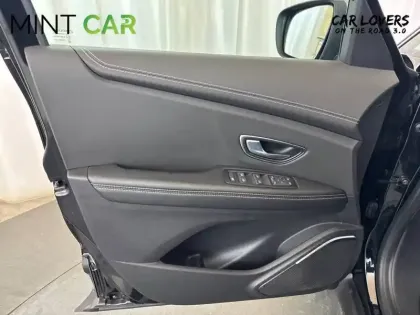 Photo 21 Renault Grand Scenic  TCe 140 FAP - 21