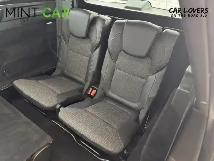 Photo 30 Renault Grand Scenic  TCe 140 FAP - 21