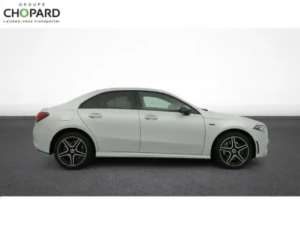 Photo 9 Mercedes Classe A  250 e 8G-DCT