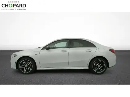 Photo 37 Mercedes Classe A  250 e 8G-DCT