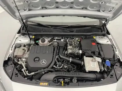 Photo 87 Mercedes Classe A  250 e 8G-DCT