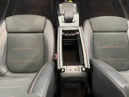 Photo 63 Mercedes Classe A  250 e 8G-DCT