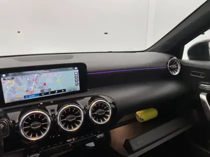 Photo 25 Mercedes Classe A  250 e 8G-DCT