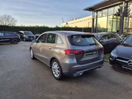 Photo 6 Mercedes Classe B  180 d 7G-DCT