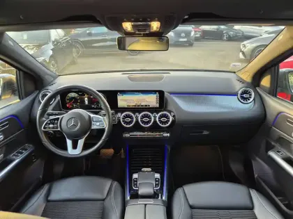 Photo 10 Mercedes Classe B  180 d 7G-DCT