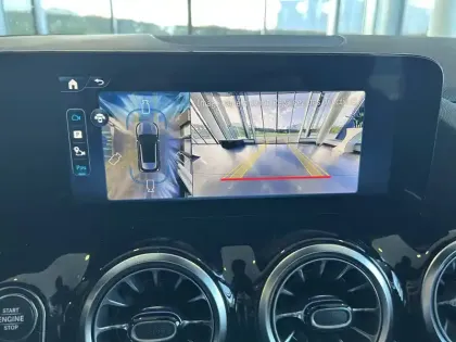 Photo 8 Mercedes GLA  250 e Hybrid EQ 8G-DCT