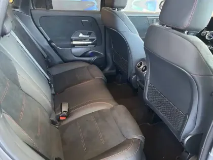 Photo 3 Mercedes GLA  250 e Hybrid EQ 8G-DCT