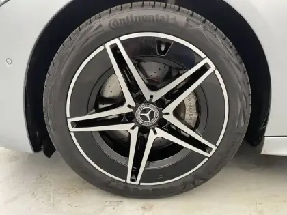 Photo 17 Mercedes Classe C  220 d 9G-Tronic