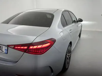 Photo 33 Mercedes Classe C  220 d 9G-Tronic